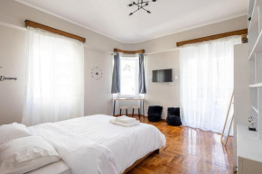 Prestige apartment in the heart of Athens ( 2 )